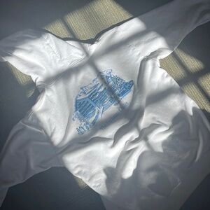 Echante Chalet White Hoodie.